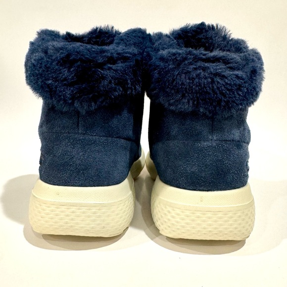 Skechers Womens On-The-Go Leather Fur Trim Round Toe Boots - Size 8 - Picture 4 of 8